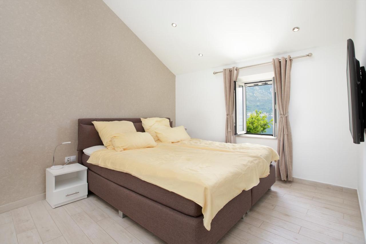 Apartments D&V Kotor Exterior photo